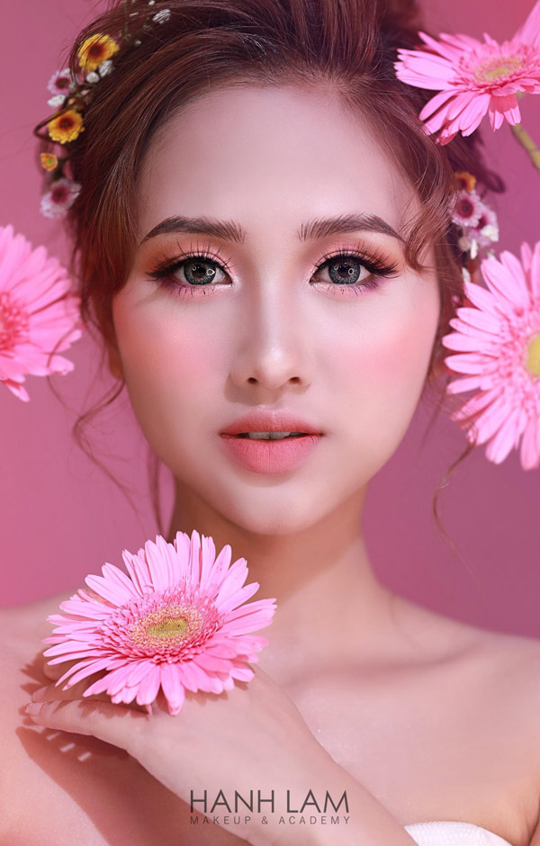 xu-huong-makeup-2020-dep-thu-hut-moi-anh-nhin